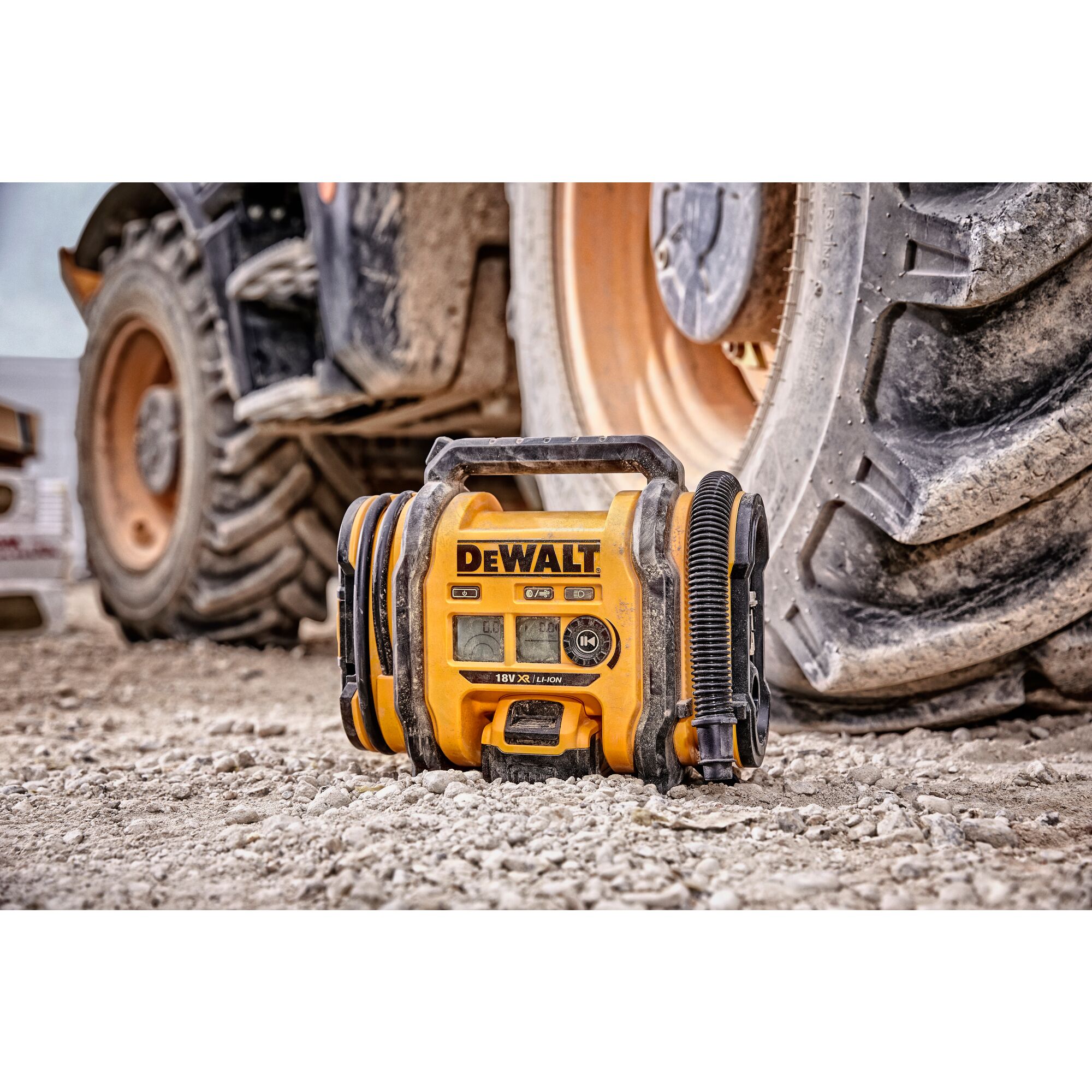 Dewalt 18v 2025 tyre inflator