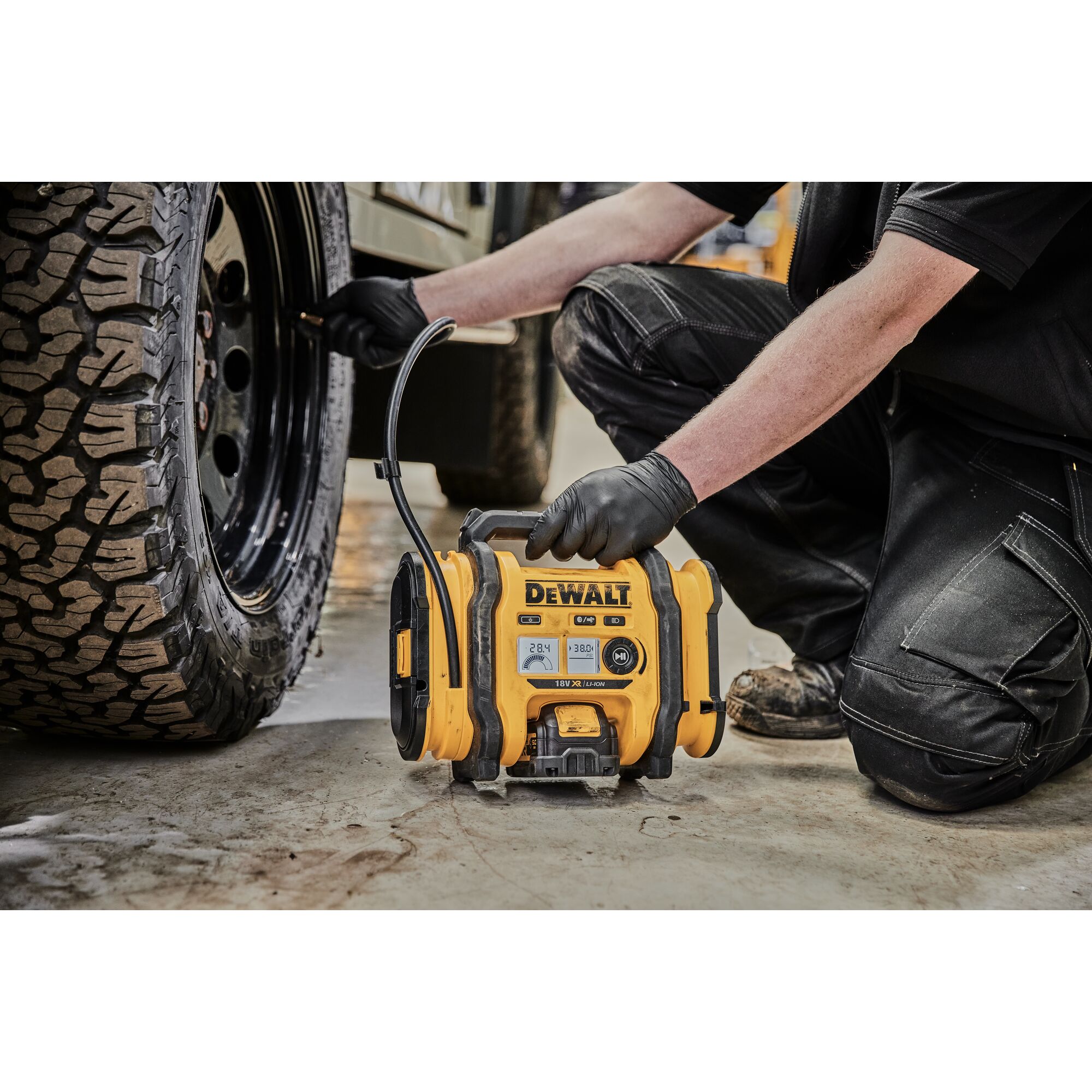 Dewalt air compressor 18v new arrivals