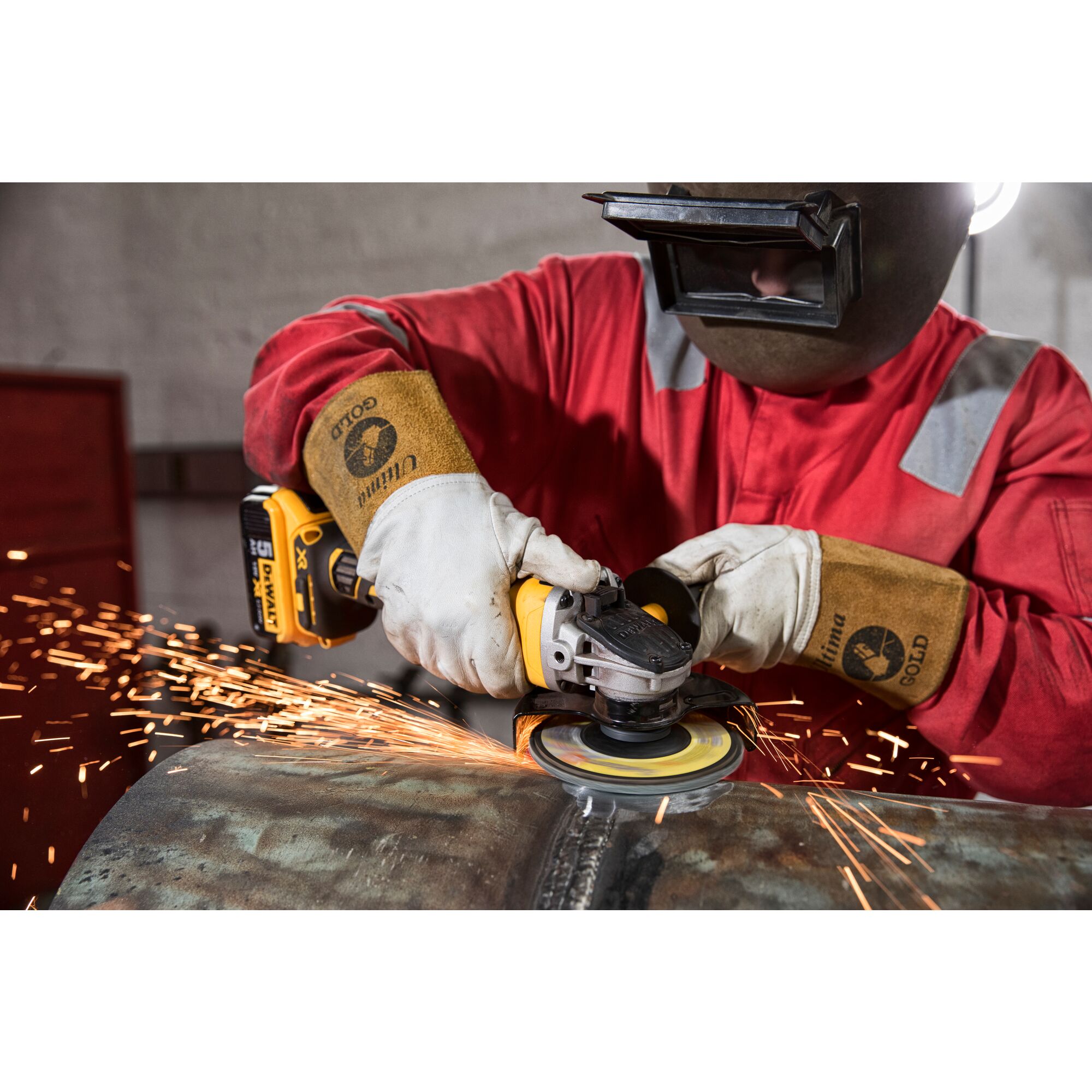 Dewalt 18v xr brushless on sale 125mm angle grinder