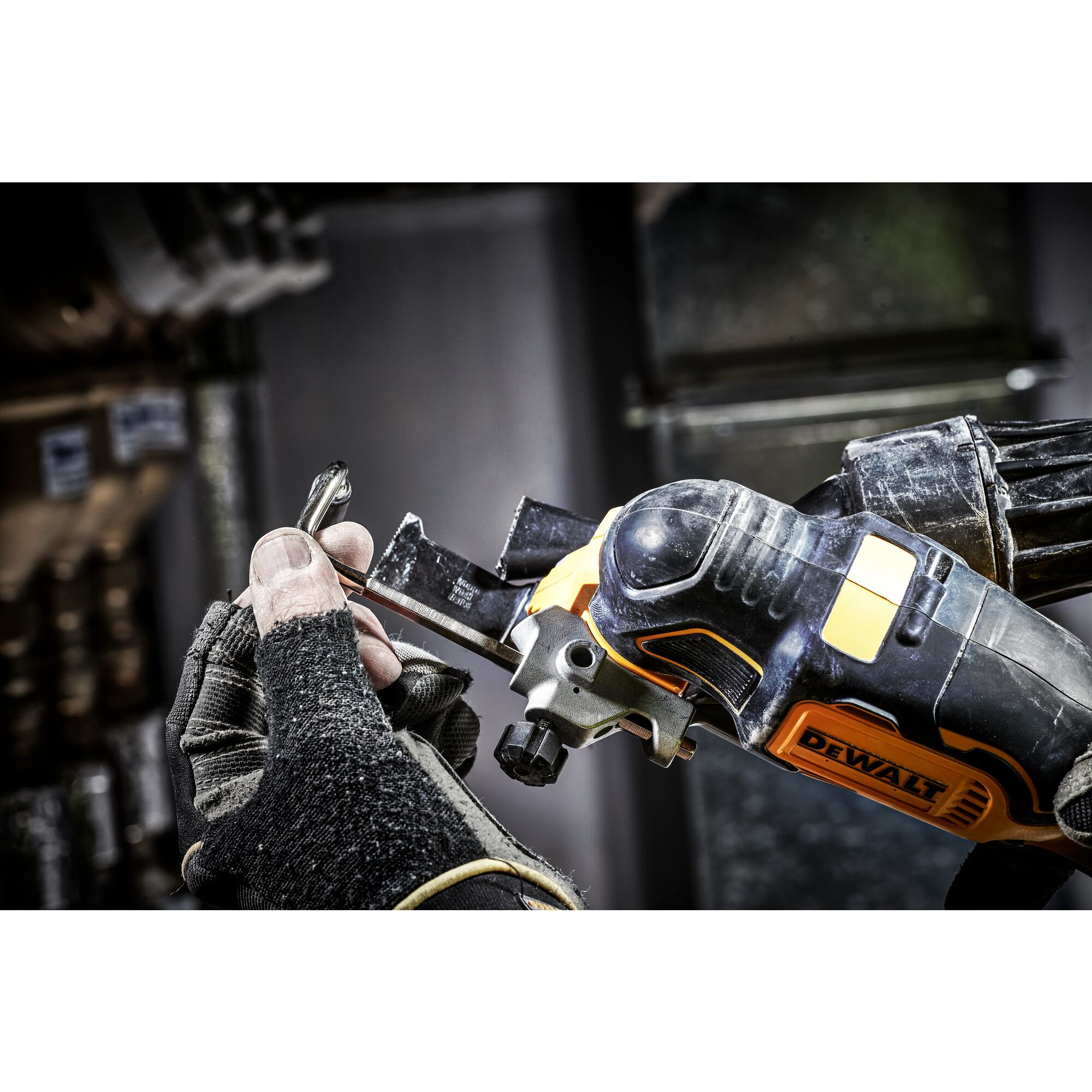 18V XR Brushless Oscillating Multi Tool Bare DEWALT