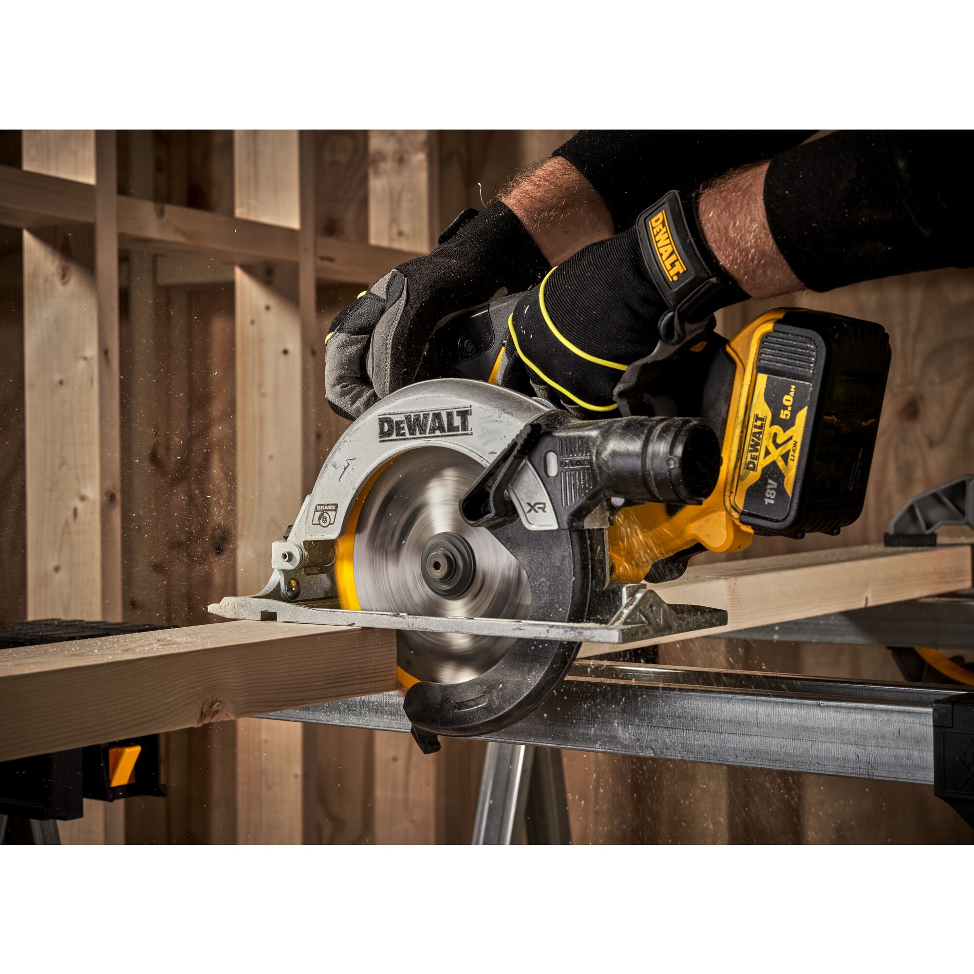 Dewalt 18v circular store saw bare