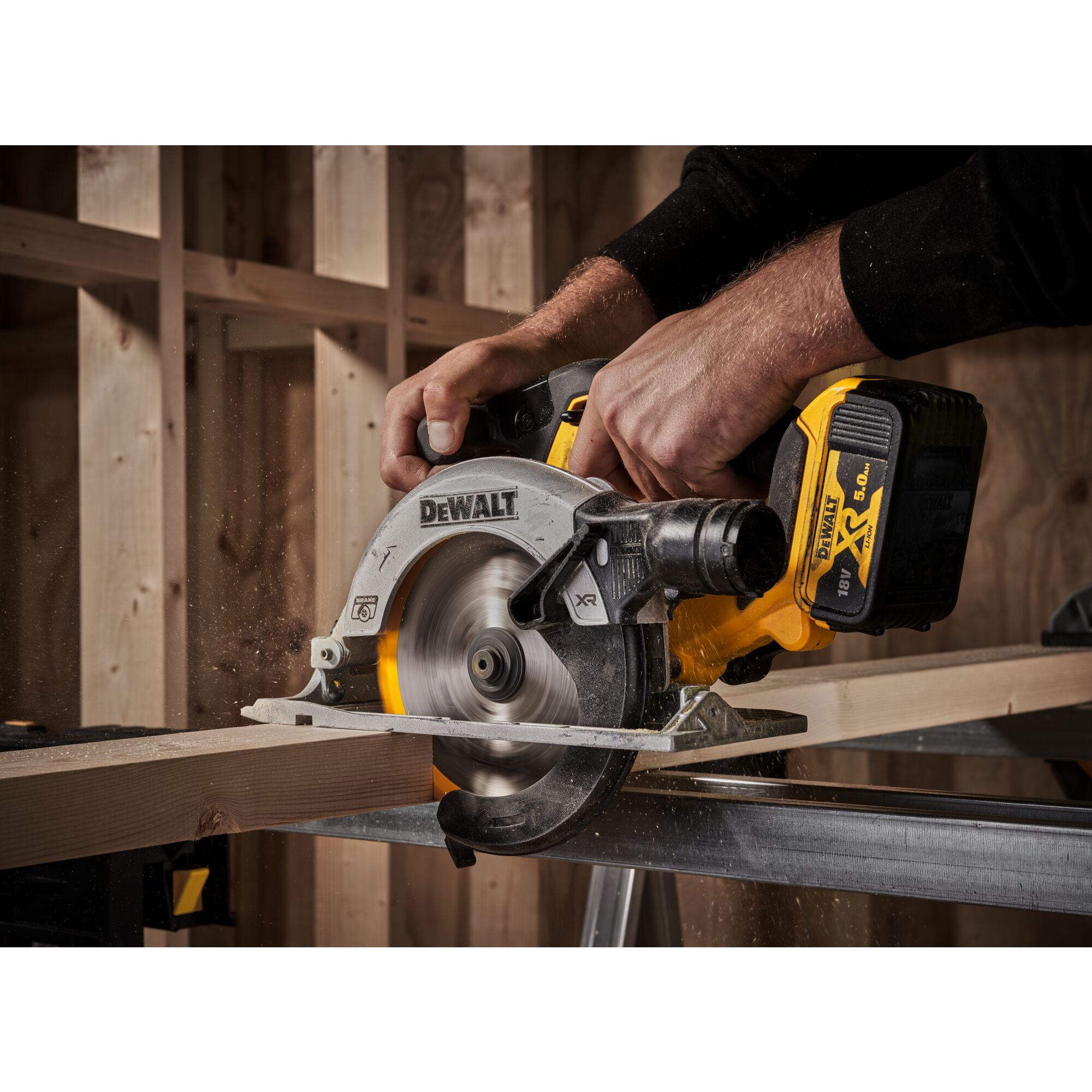 18v best sale skill saw