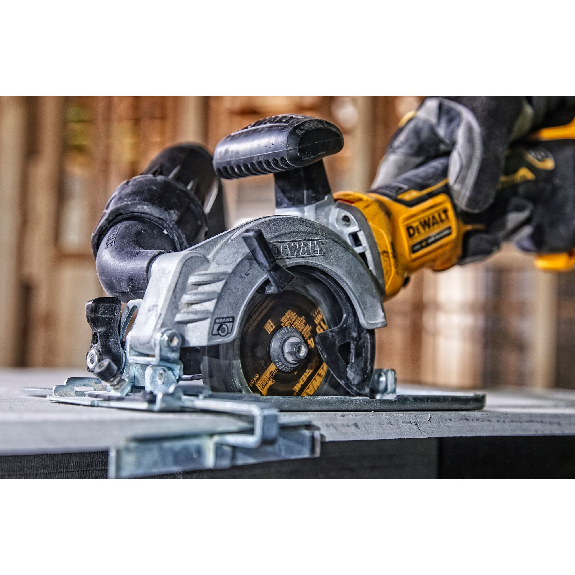 Dewalt 20v clearance compact circular saw