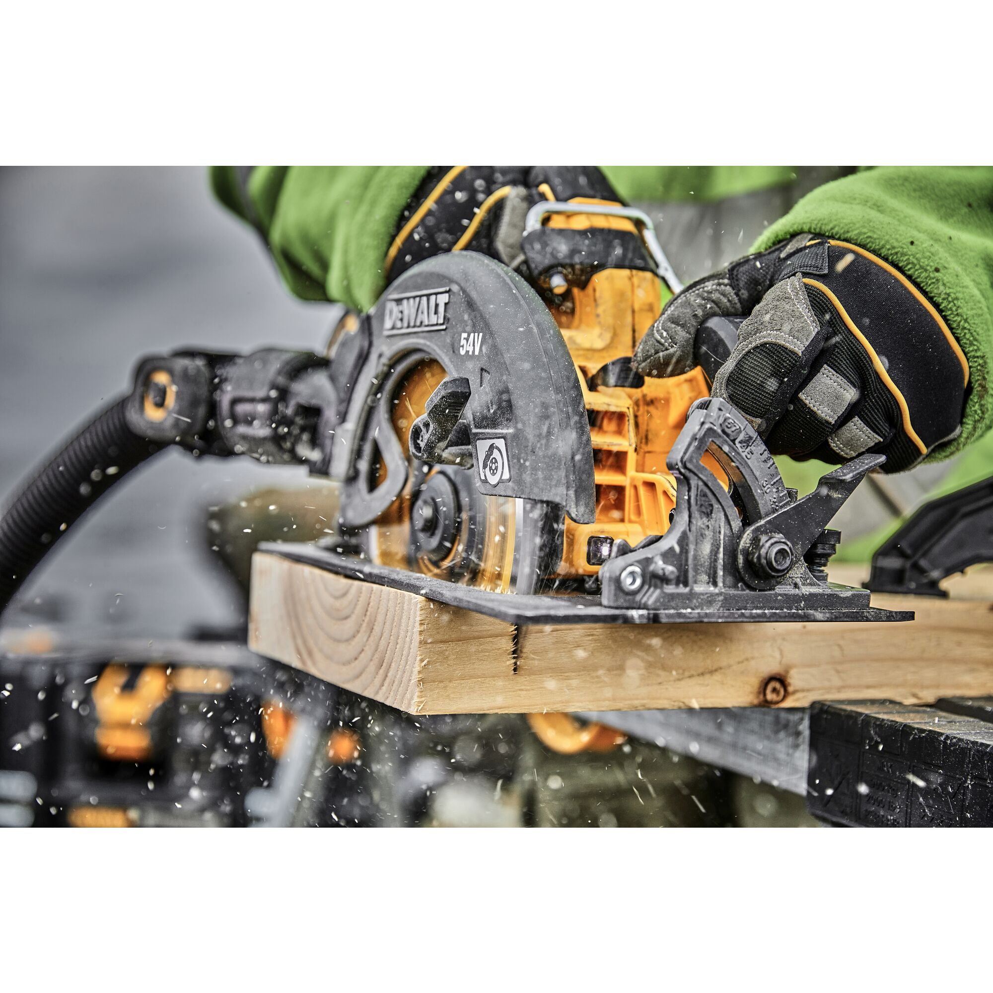 54V XR FLEXVOLT Cordless Circular Saw 2 X 9 Ah 190 mm DEWALT