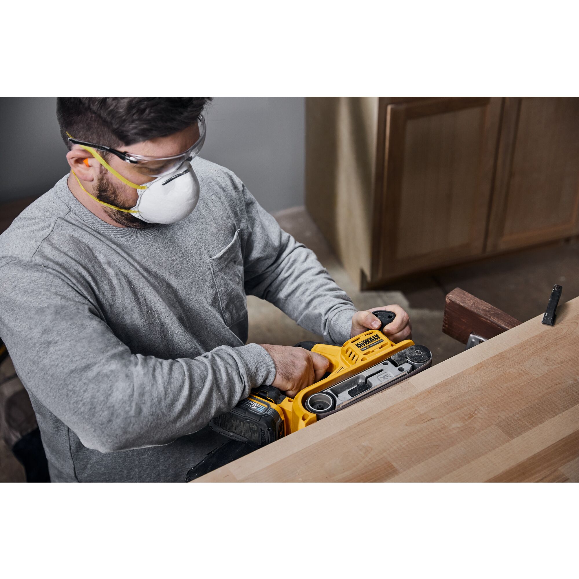 Dewalt best sale bench sander