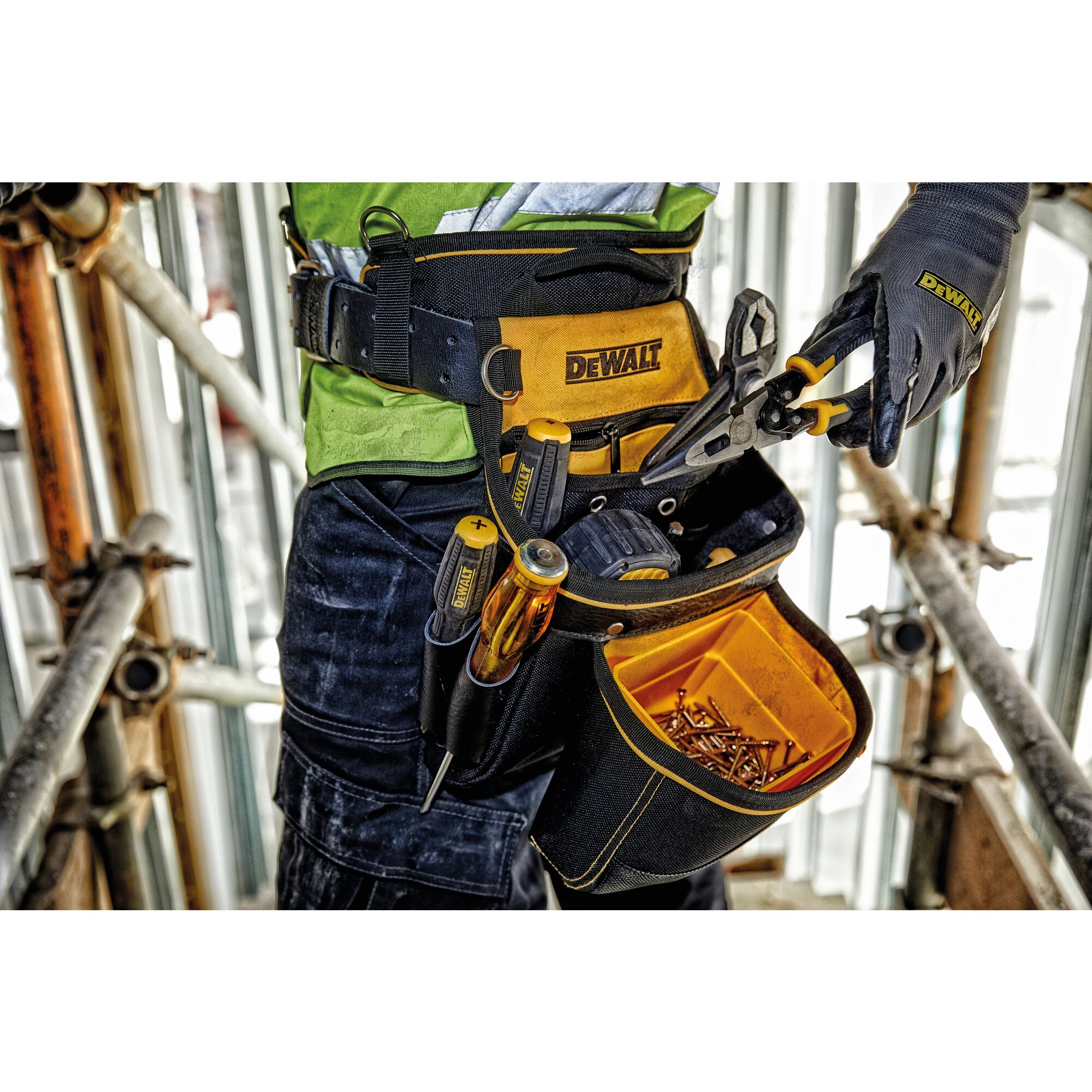 Dewalt best sale work pouch