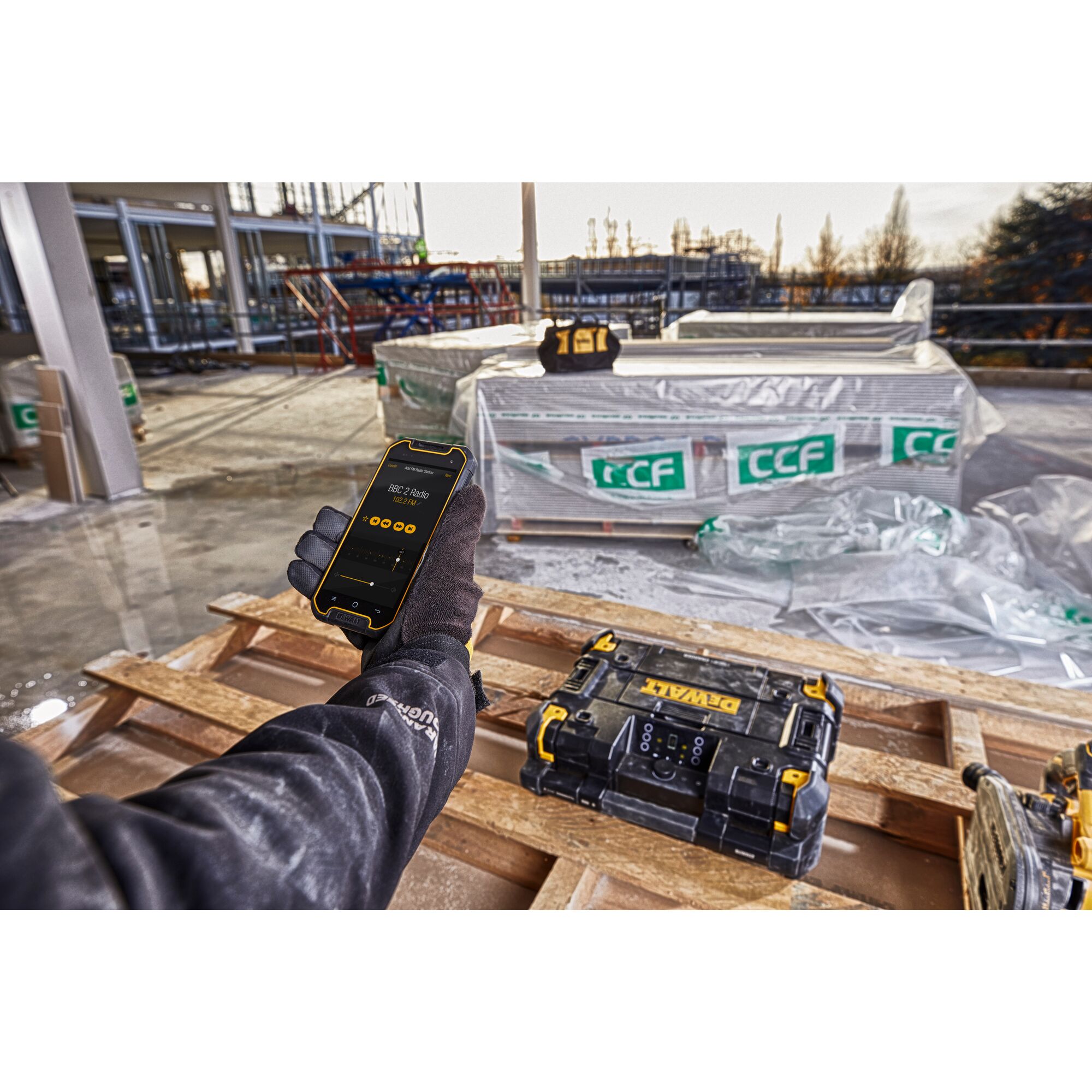 TSTAK Connected Radio with Charger DEWALT